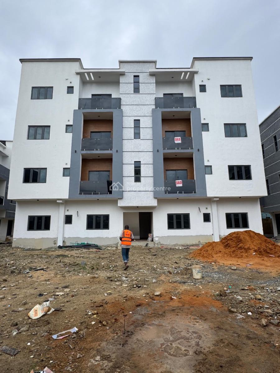 Spacious 2 Bedroom Apartment with a Bq, Ologolo, Lekki, Lagos, Flat / Apartment for Sale