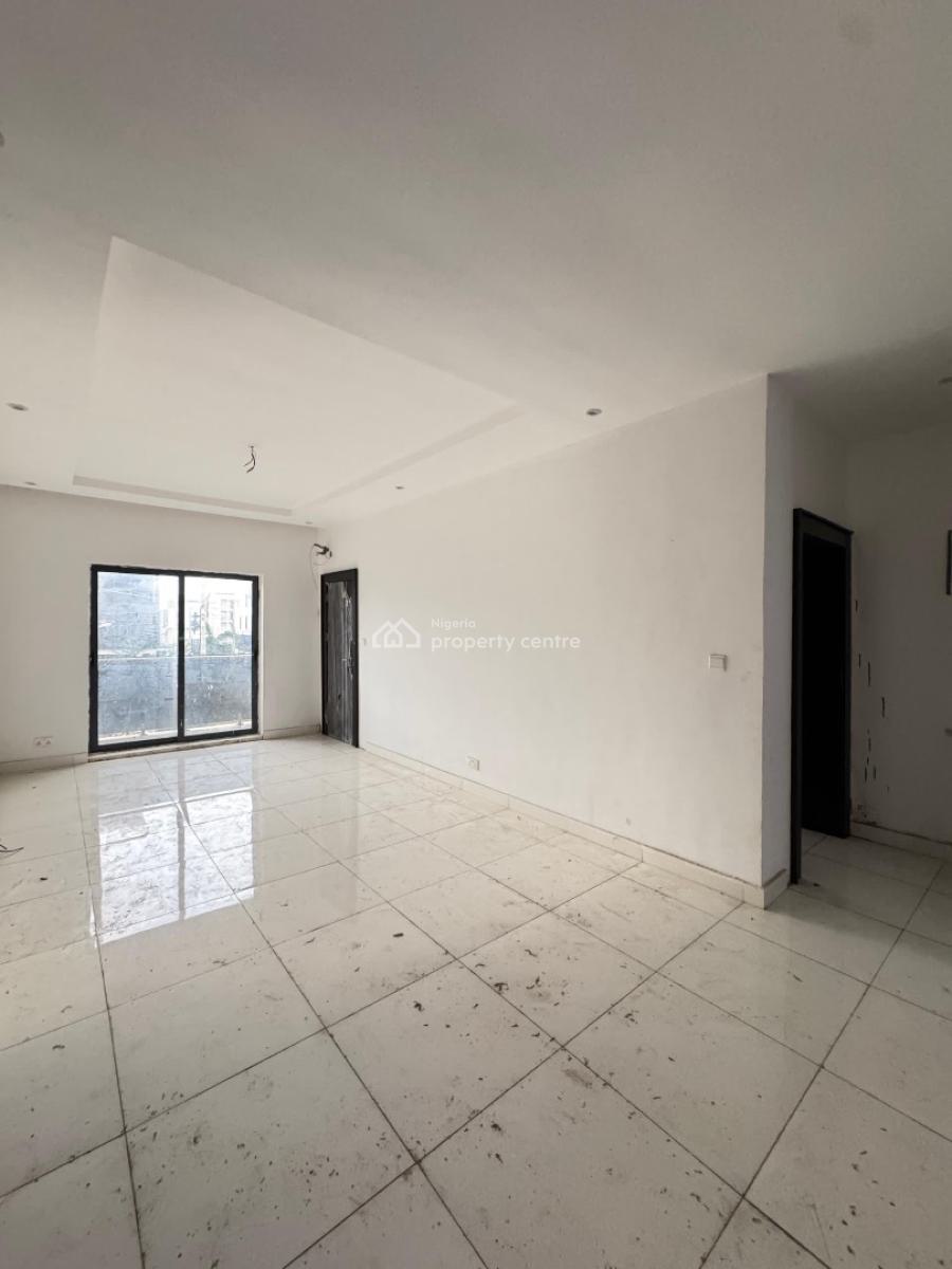 Spacious 2 Bedroom Apartment with a Bq, Ologolo, Lekki, Lagos, Flat / Apartment for Sale