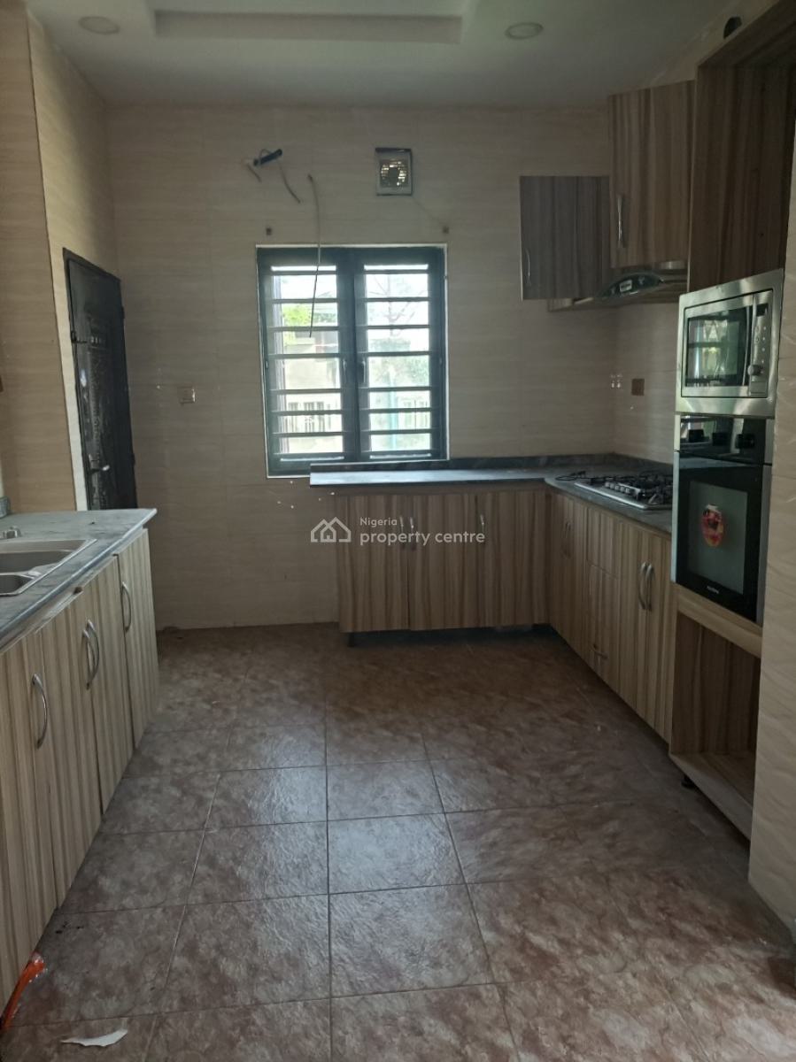 4bedroom Commercial Allowed Bq N Security House, in an Estate, Osapa, Lekki, Lagos, Semi-detached Duplex for Rent