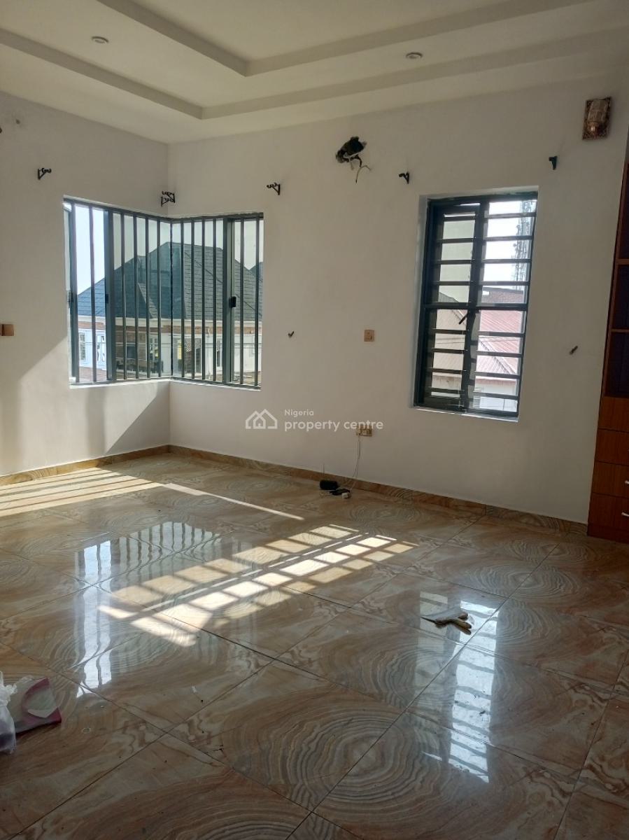 4bedroom Commercial Allowed Bq N Security House, in an Estate, Osapa, Lekki, Lagos, Semi-detached Duplex for Rent
