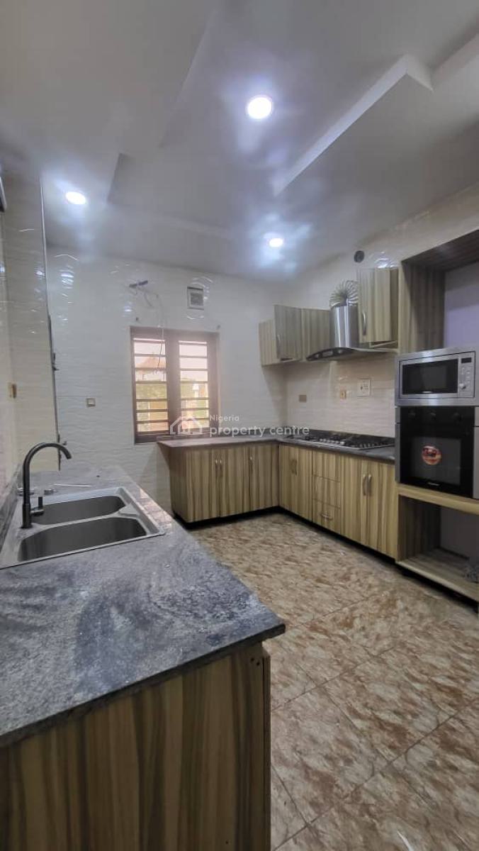 4bedroom Semi Detached Duplex, Osapa, Lekki, Lagos, Flat / Apartment for Rent