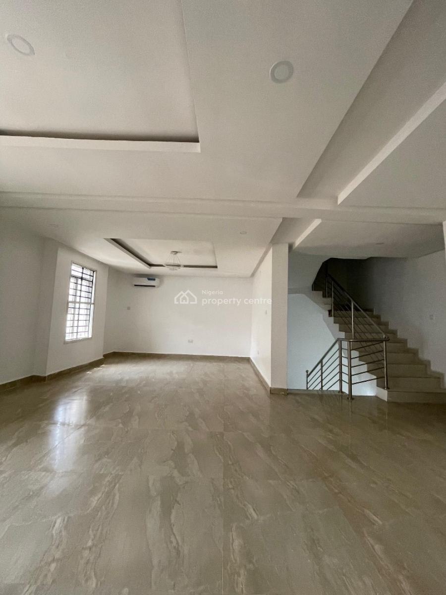 Exquisitely Built 4 Bedroom Terraced Duplex with 2bq, Lekki Phase 1, Lekki Phase 1, Lekki, Lagos, Terraced Duplex for Sale