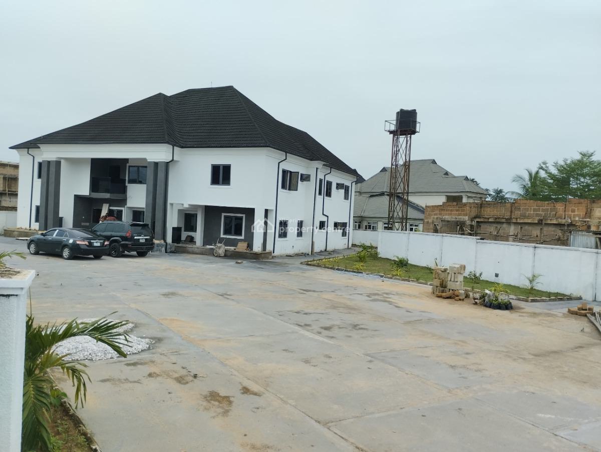 Luxury 6 Bedroom Detached House with Bq, Shelter Afrique Extension, Uyo, Akwa Ibom, Detached Duplex for Sale