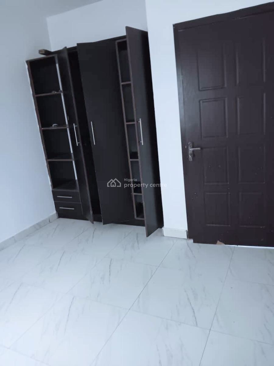 Modern Secured 2 Bedroom Apartment with 24hrs Power Supply, Fara Park Estate, Sangotedo, Ajah, Lagos, Flat / Apartment for Rent