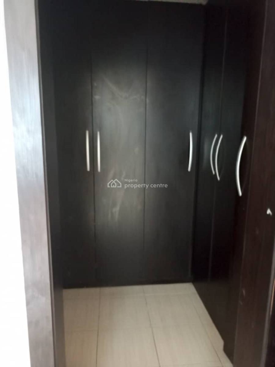 a Spacious and Beautiful 3bedroom Apartment, Osapa, Lekki, Lagos, Flat / Apartment for Rent