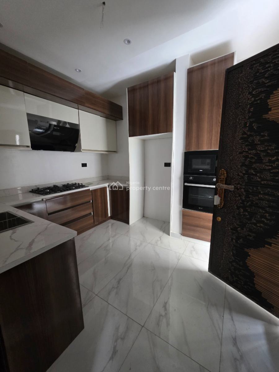 Affordable 2 Bedroom Apartment with Swimming Pool + Gym, Lekki Phase 1, Lekki, Lagos, Flat / Apartment for Sale