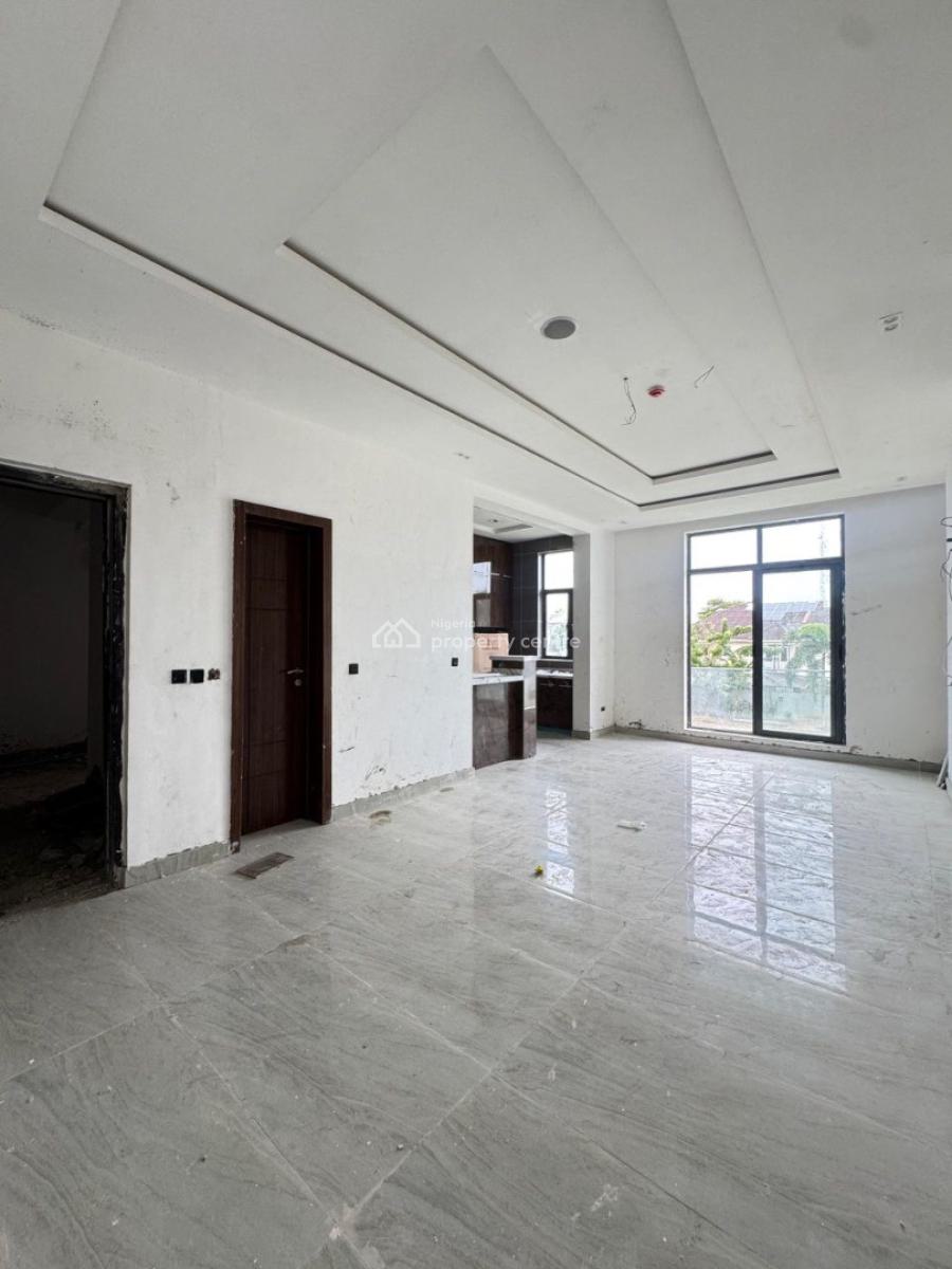 2 Bedroom Aparment, Lekki Phase 1, Lekki, Lagos, Flat / Apartment for Sale