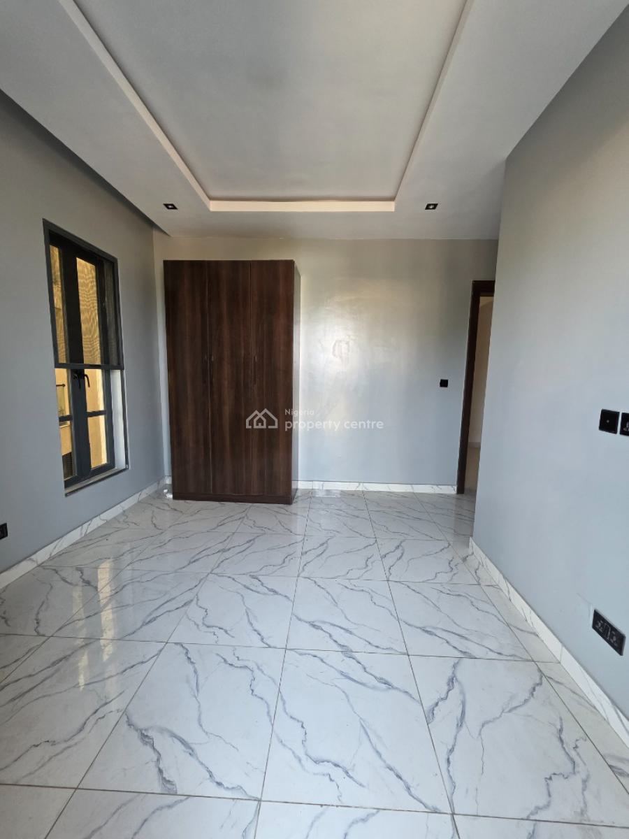 Luxury 2 Bedroom Apartment with Excellent Finishing, Lekki Phase 1, Lekki, Lagos, Flat / Apartment for Rent