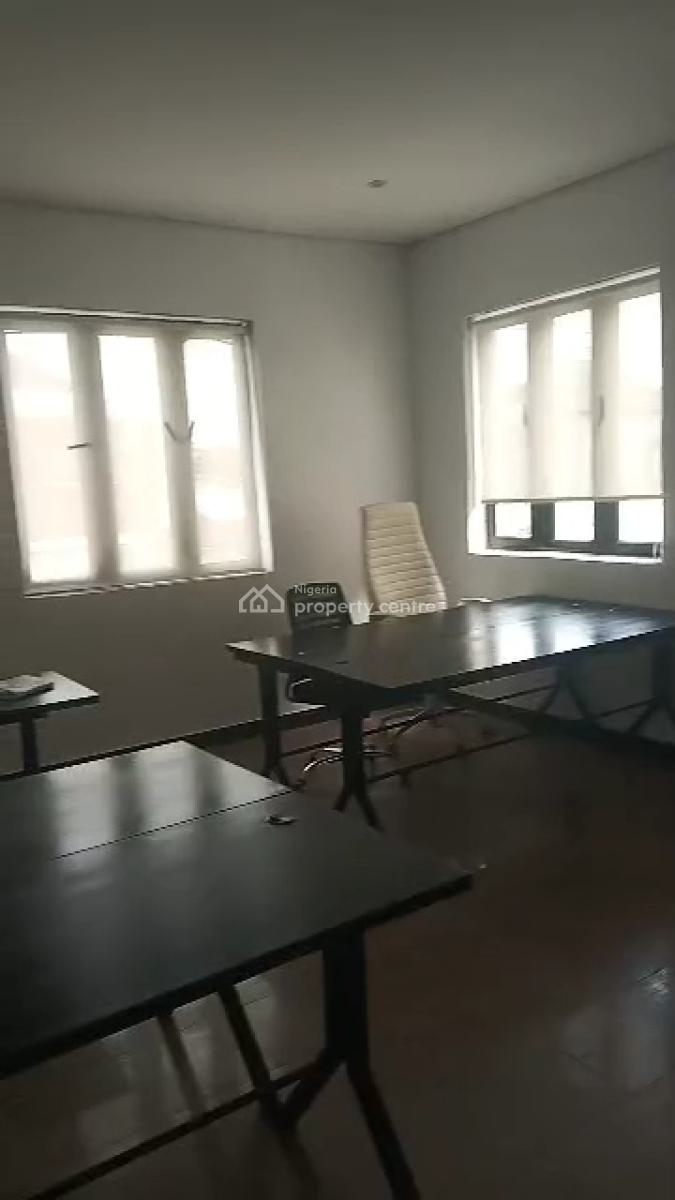 Office Space Upstairs Measuring 180sqm, Rhs, Lekki Phase 1, Lekki, Lagos, Office Space for Rent