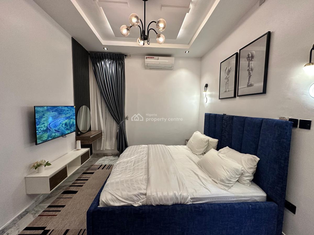 Luxurious 2 Bedroom Maisonette/ Smart Home with Ps5, Lekki Phase 1, Lekki, Lagos, Flat / Apartment Short Let