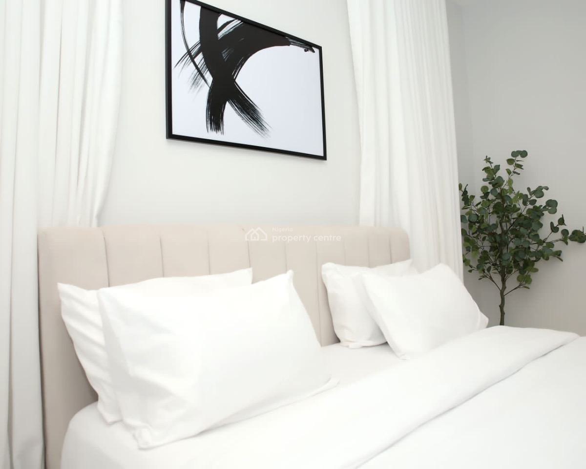 Luxury New One Bedroom Apartment with Ps5,board/dart Games and Two Ba, Lekki Phase 1, Lekki, Lagos, Flat / Apartment Short Let