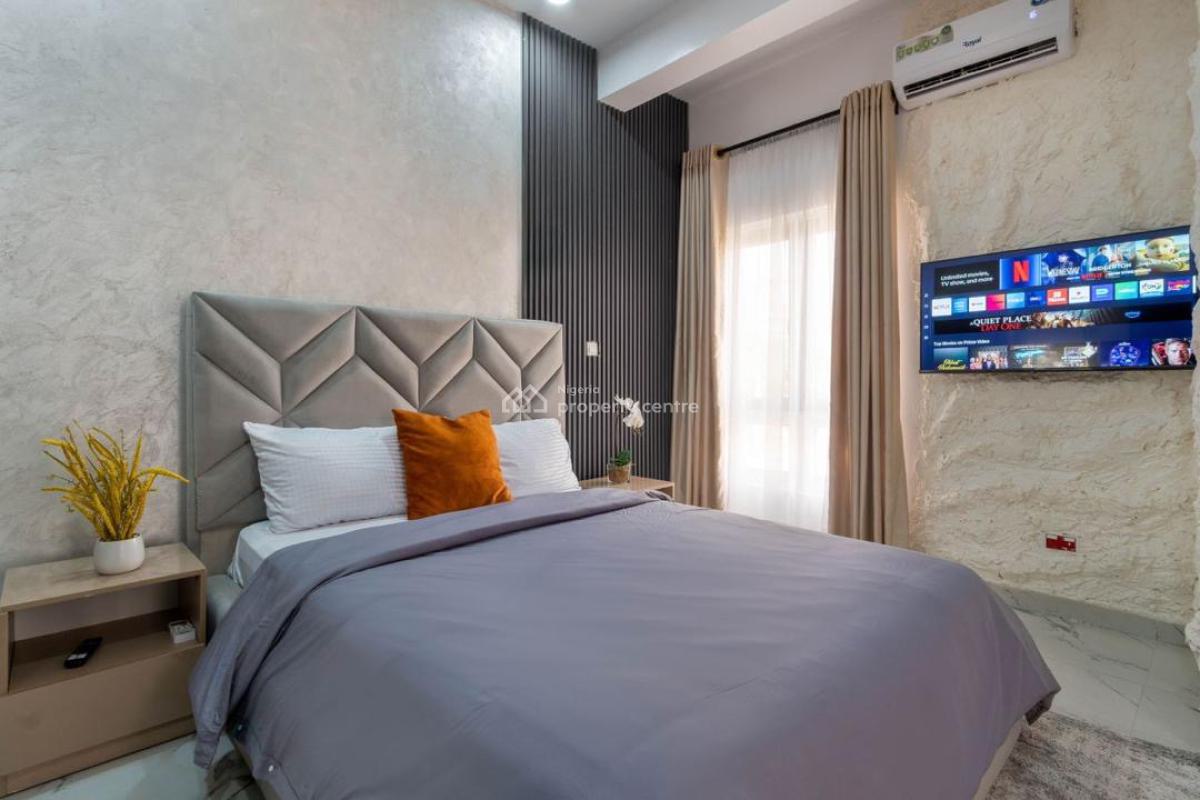 Luxurious 3 Bedroom Apartment Lekki Ikate with Cinema,snooker & Ps5, Victoria Island (vi), Lagos, Flat / Apartment Short Let