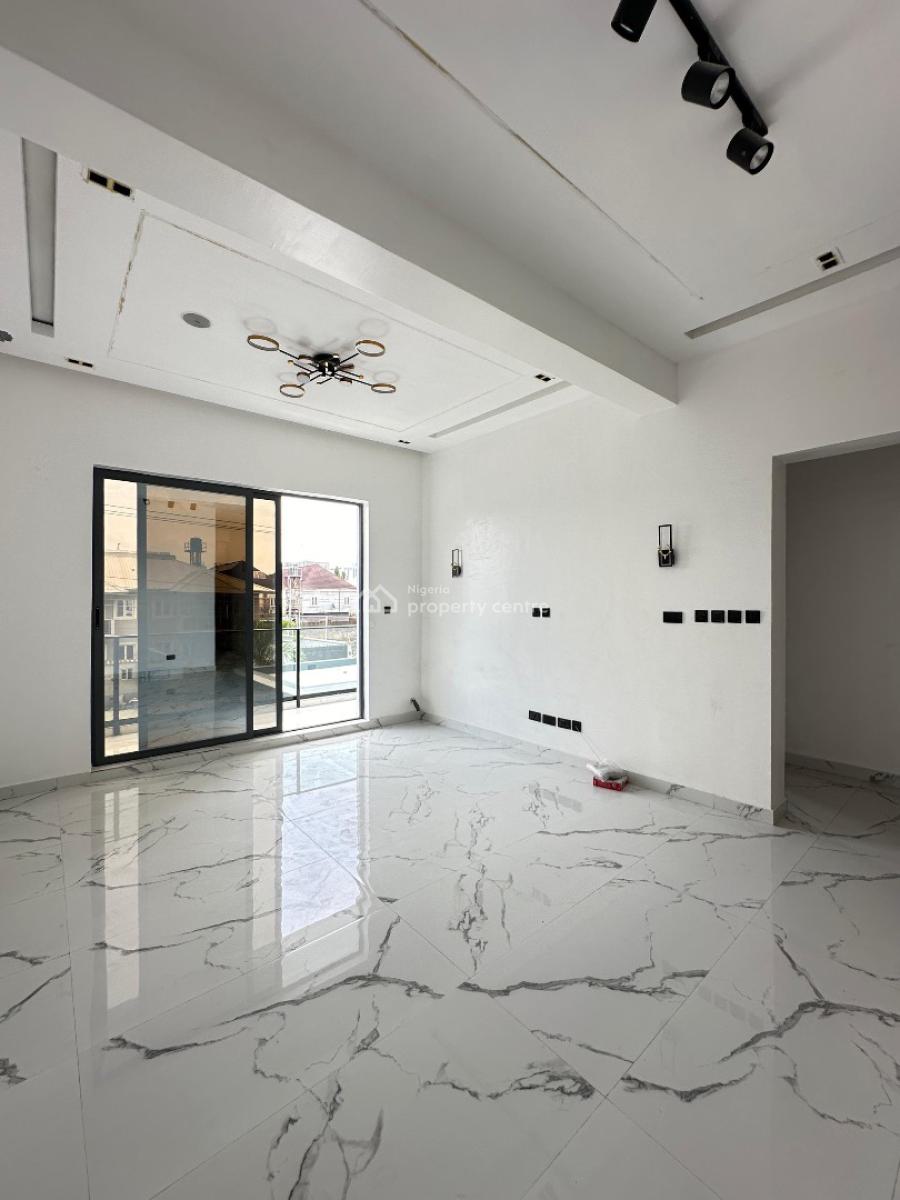 Beautiful 2 Bedroom Apartment with Pool & Elevator Suitable for Airbnb, Lekki Phase 1, Lekki, Lagos, Flat / Apartment for Sale