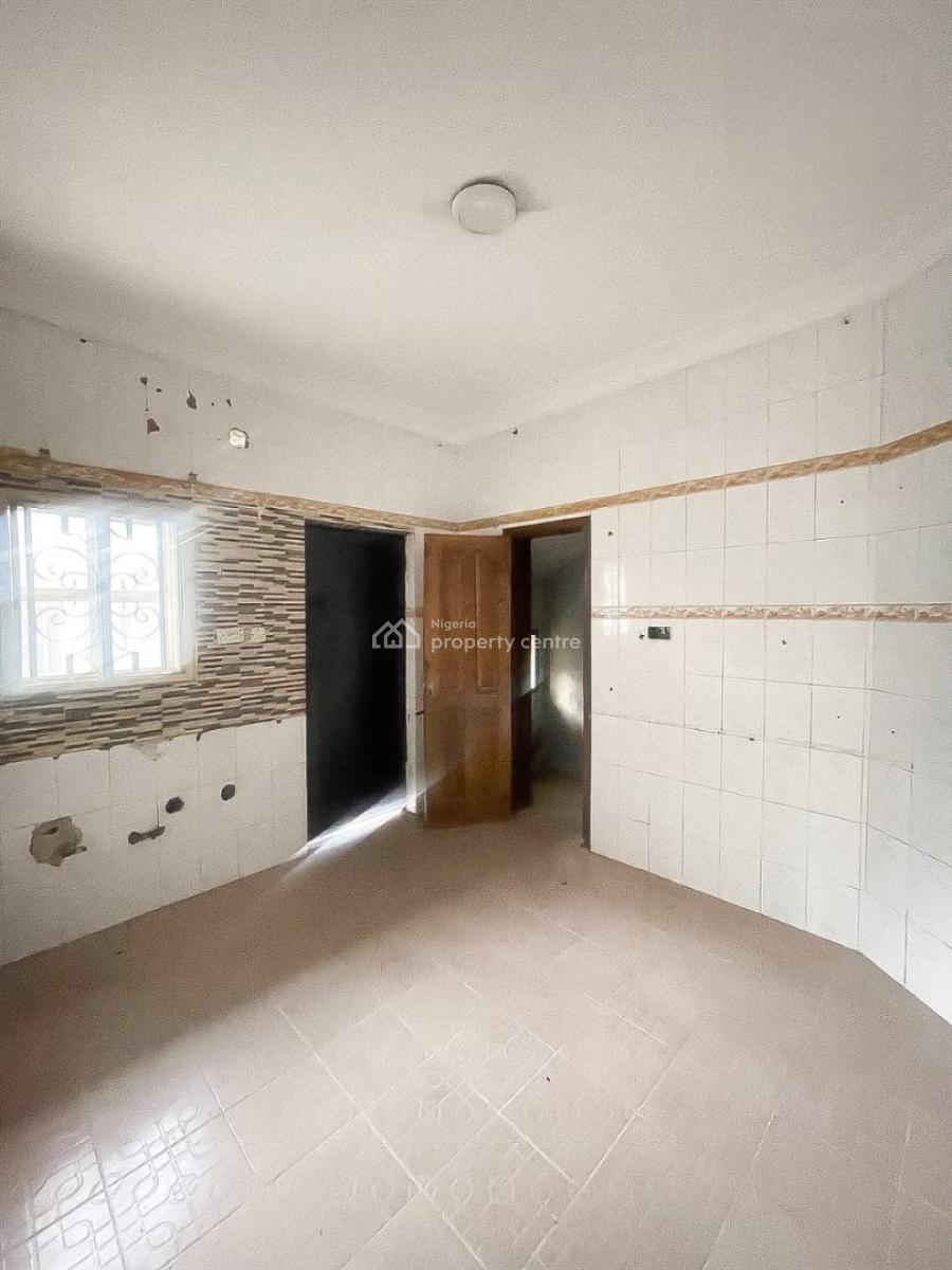 Well Maintained Semi Detached Duplex, Lekki Phase 1, Lekki, Lagos, Semi-detached Duplex for Rent