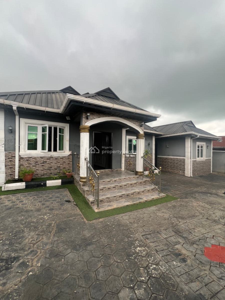 Twice Bungalows on a Standard Plot --- Perfect for Living & Earning!, Idi Obi, Just After Ologuneru Railway Bridge , Ologuneru-eleyele, Ologuneru, Ibadan, Oyo, Detached Bungalow for Sale