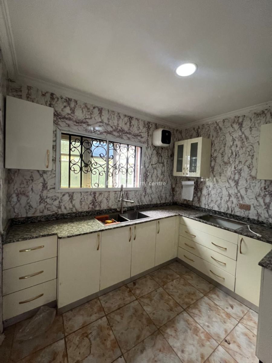 Twice Bungalows on a Standard Plot --- Perfect for Living & Earning!, Idi Obi, Just After Ologuneru Railway Bridge , Ologuneru-eleyele, Ologuneru, Ibadan, Oyo, Detached Bungalow for Sale