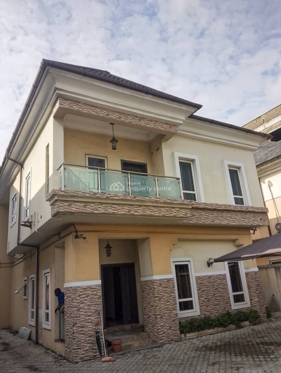Massive 6 Bedroom Fully Detached House + Bq, Lekki Phase 1, Lekki, Lagos, Detached Duplex for Rent