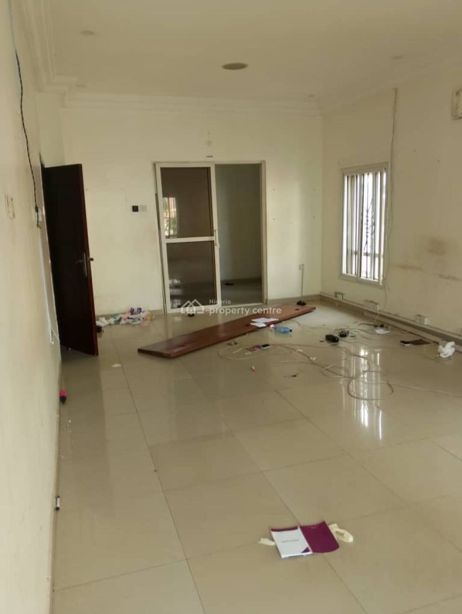 Massive 6 Bedroom Fully Detached House + Bq, Lekki Phase 1, Lekki, Lagos, Detached Duplex for Rent