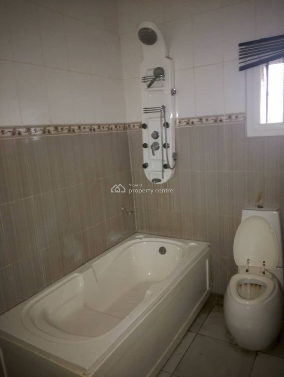Massive 6 Bedroom Fully Detached House + Bq, Lekki Phase 1, Lekki, Lagos, Detached Duplex for Rent