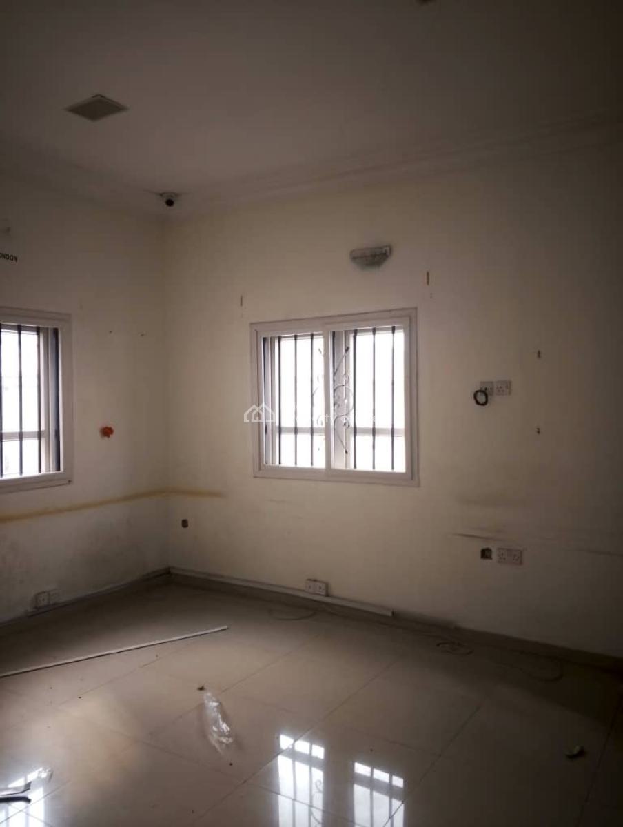 Massive 6 Bedroom Fully Detached House + Bq, Lekki Phase 1, Lekki, Lagos, Detached Duplex for Rent