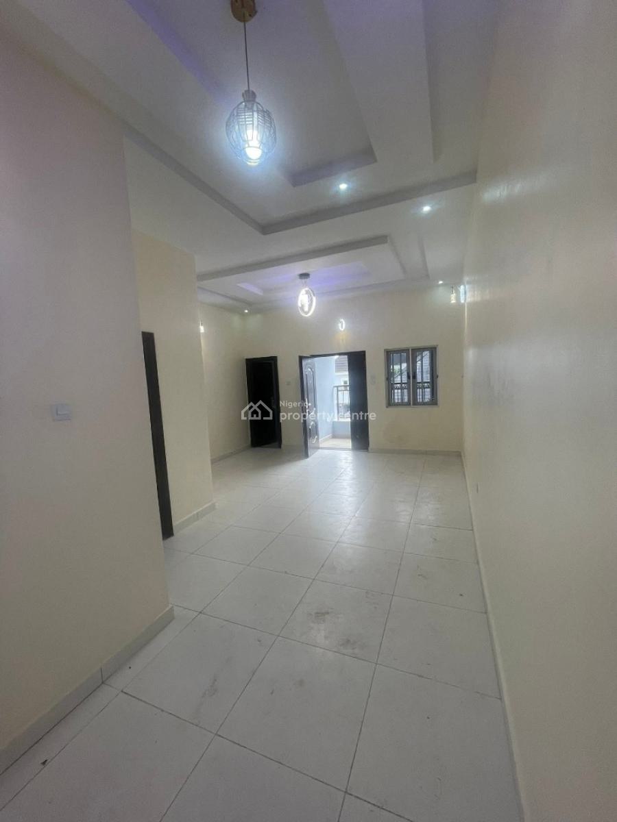 Newly Built Exotic 2 Bedroom Flat, Eliozu Farm Road 2, Eliozu, Port Harcourt, Rivers, Flat / Apartment for Rent