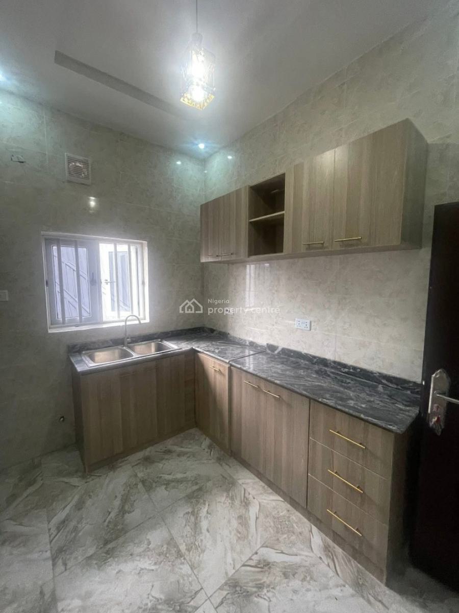 Newly Built Exotic 2 Bedroom Flat, Eliozu Farm Road 2, Eliozu, Port Harcourt, Rivers, Flat / Apartment for Rent