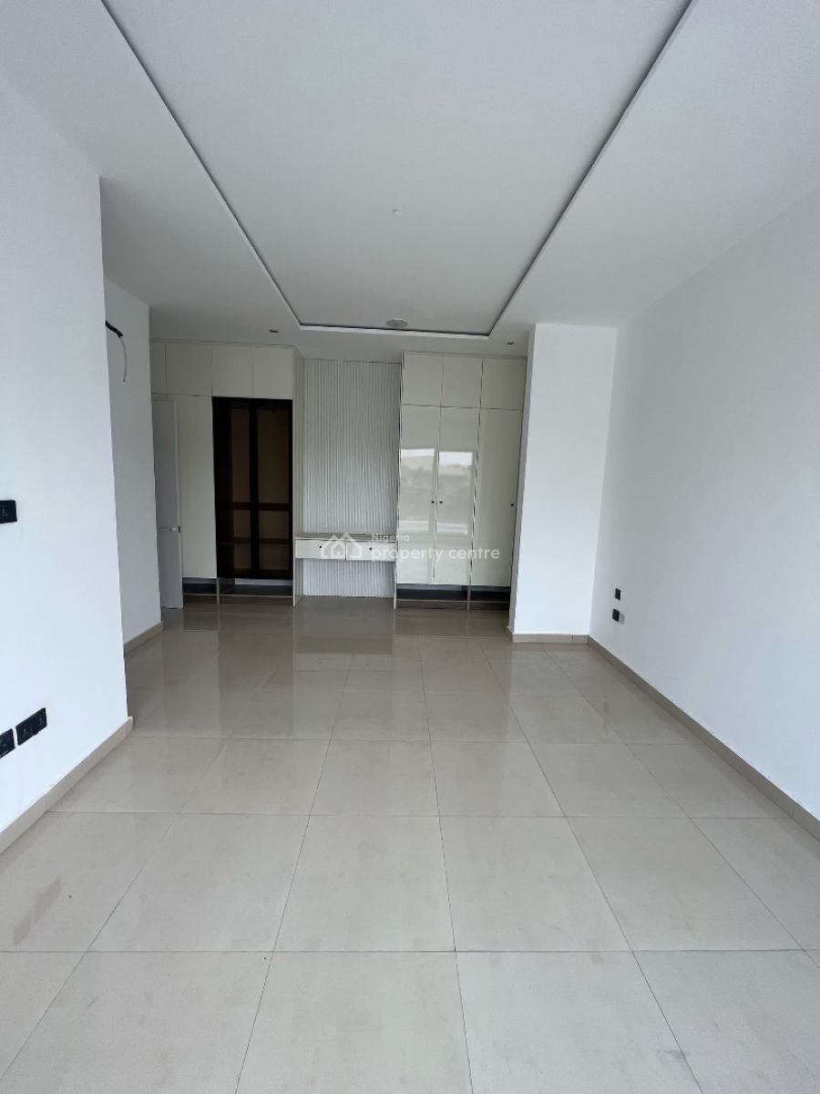 Luxurious 3 Bedroom Apartment with Communal Pool, Gym, Elevator and Bq, Lekki Phase 1, Lekki, Lagos, Flat / Apartment for Sale