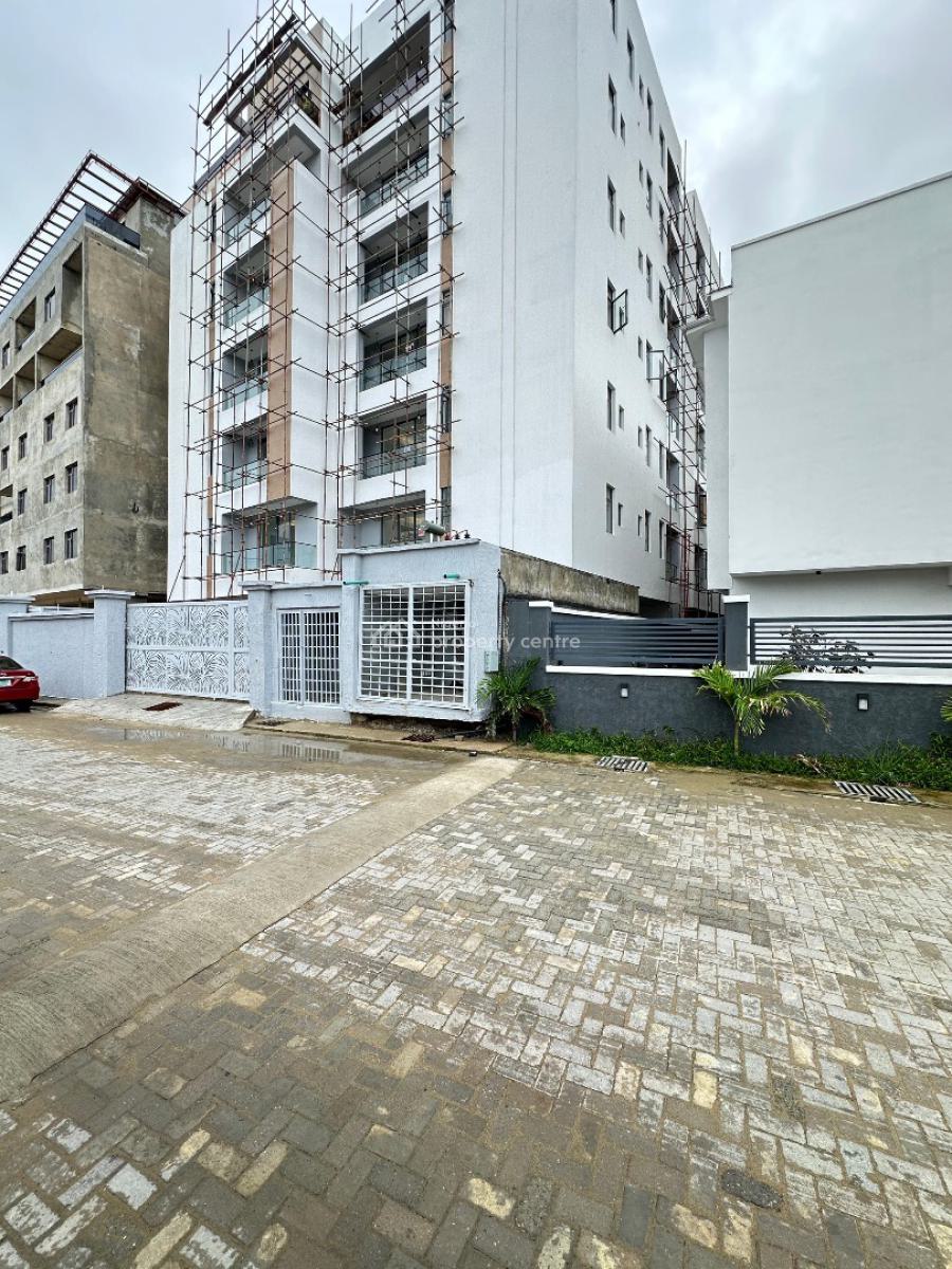 Spacious 2 Bedroom Apartment with Elevator and Gym., Lekki Phase 1, Lekki, Lagos, Flat / Apartment for Sale
