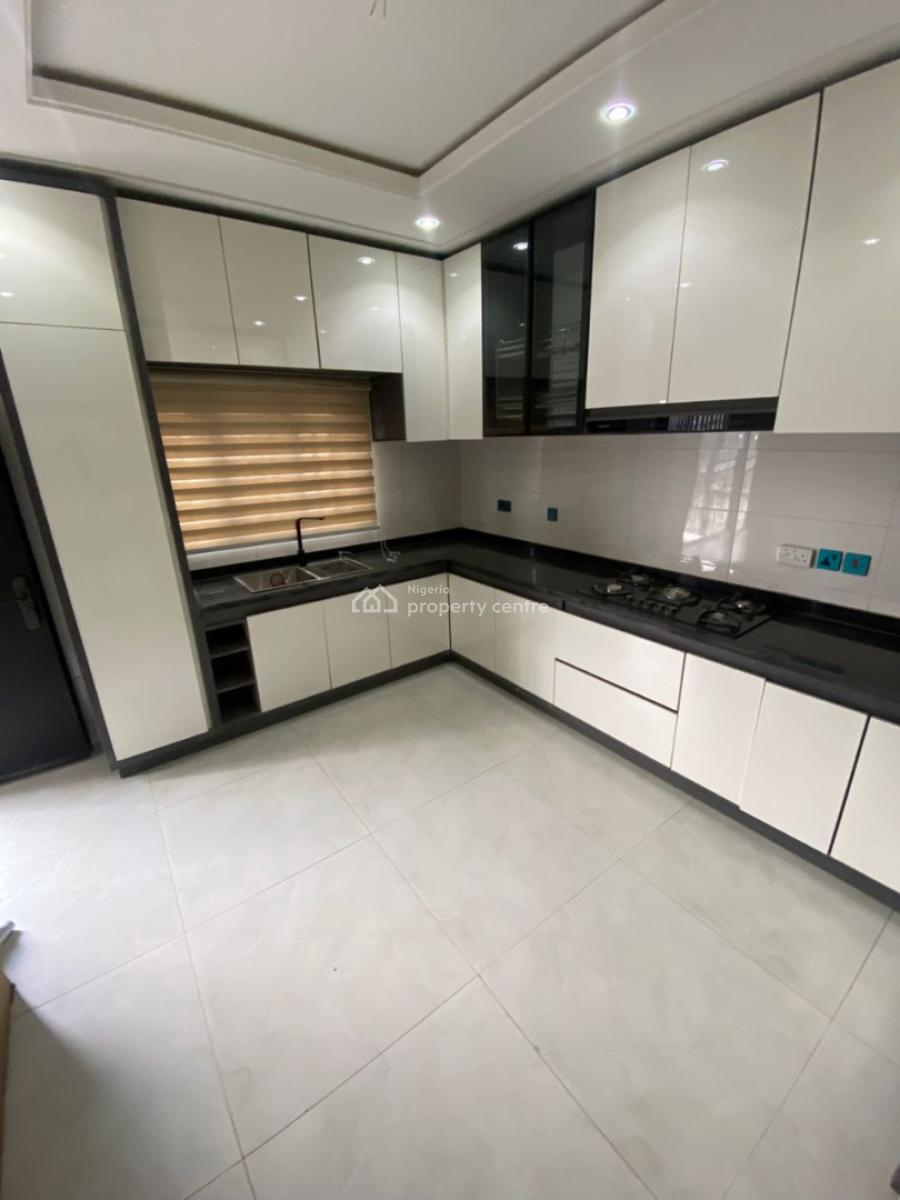 Spacious Four Bedroom Fully Detached Duplex with Bq and Swimming Pool, After The Conoil Filling Station By Dunamis Church, Lugbe District, Abuja, Detached Duplex for Sale