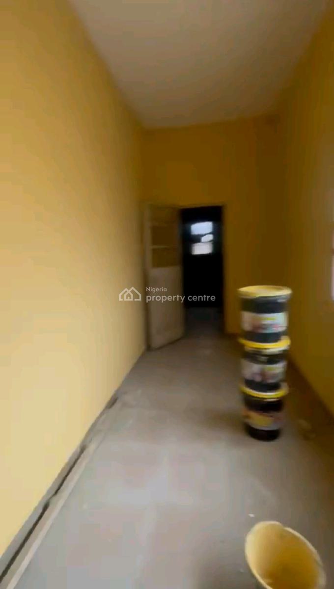 Neatly Renovated Spacious Three(3) Bedroom Flat, Off Lawani Street, Onike, Yaba, Lagos, Flat / Apartment for Rent