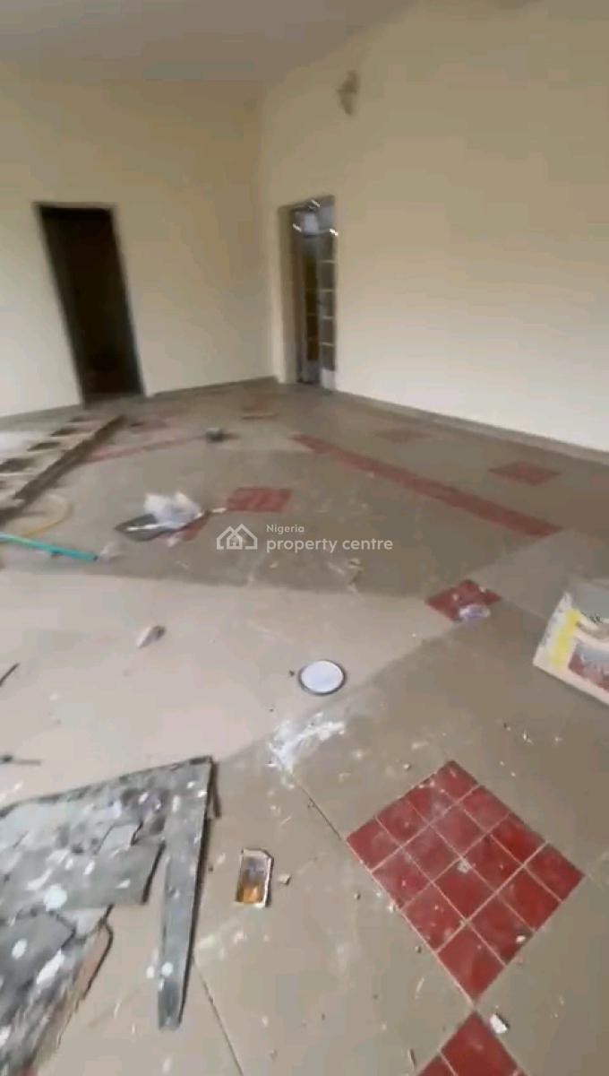 Neatly Renovated Spacious Three(3) Bedroom Flat, Off Lawani Street, Onike, Yaba, Lagos, Flat / Apartment for Rent