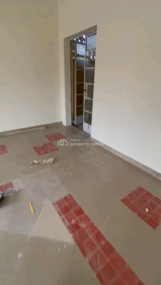 Neatly Renovated Spacious Three(3) Bedroom Flat, Off Lawani Street, Onike, Yaba, Lagos, Flat / Apartment for Rent