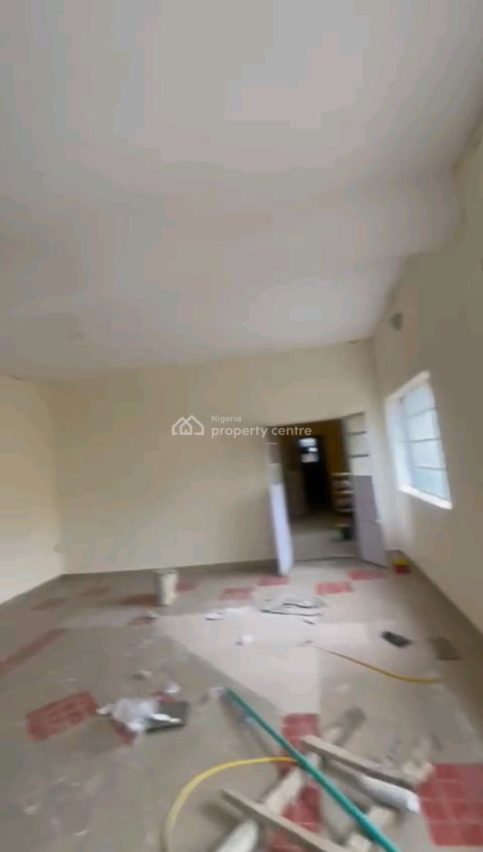 Neatly Renovated Spacious Three(3) Bedroom Flat, Off Lawani Street, Onike, Yaba, Lagos, Flat / Apartment for Rent