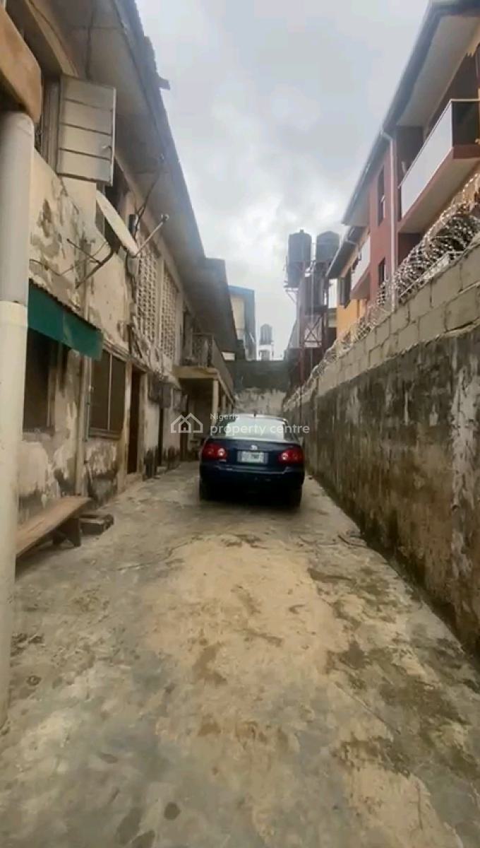 a Solid 4 Unit 3 Bedroom Flat (4 Block) in Serene, Alaba Street, Oworonshoki, Shomolu, Lagos, Block of Flats for Sale