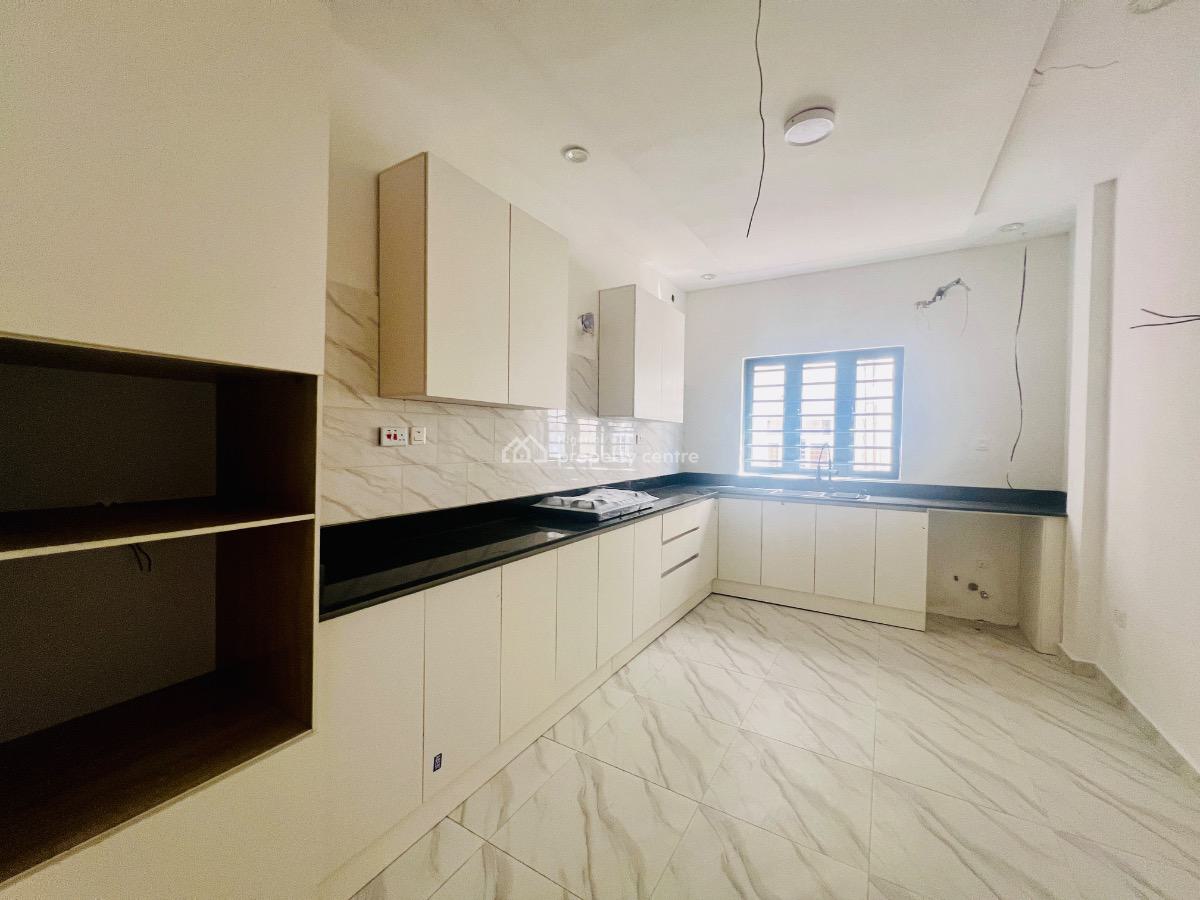 Four Bedroom Terrace Duplex in a Prime Location, Ologolo, Lekki, Lagos, Terraced Duplex for Sale
