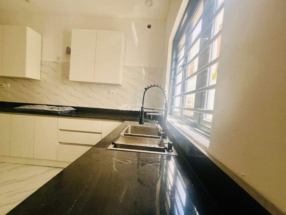 Four Bedroom Terrace Duplex in a Prime Location, Ologolo, Lekki, Lagos, Terraced Duplex for Sale