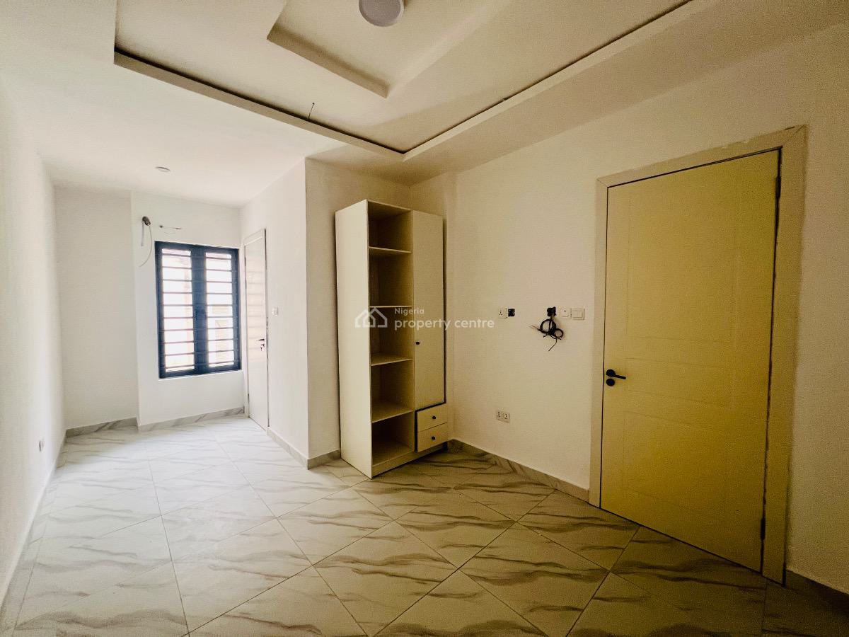 Four Bedroom Terrace Duplex in a Prime Location, Ologolo, Lekki, Lagos, Terraced Duplex for Sale