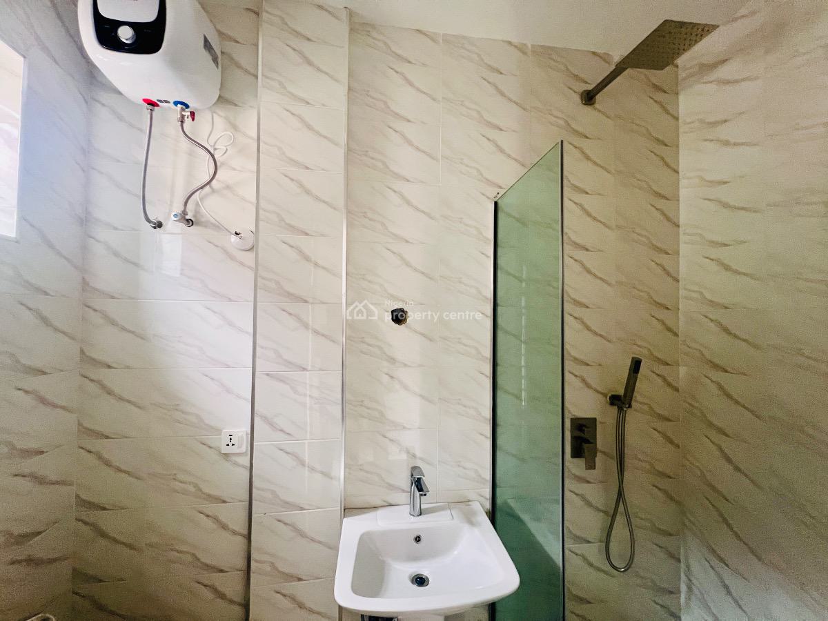 Four Bedroom Terrace Duplex in a Prime Location, Ologolo, Lekki, Lagos, Terraced Duplex for Sale