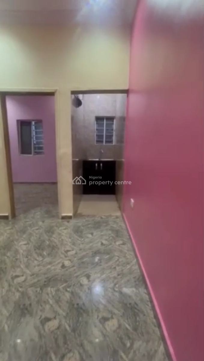 Well Maintained and Spacious Miniflat in Prime Location, Akoka, Yaba, Lagos, Mini Flat (room and Parlour) for Rent