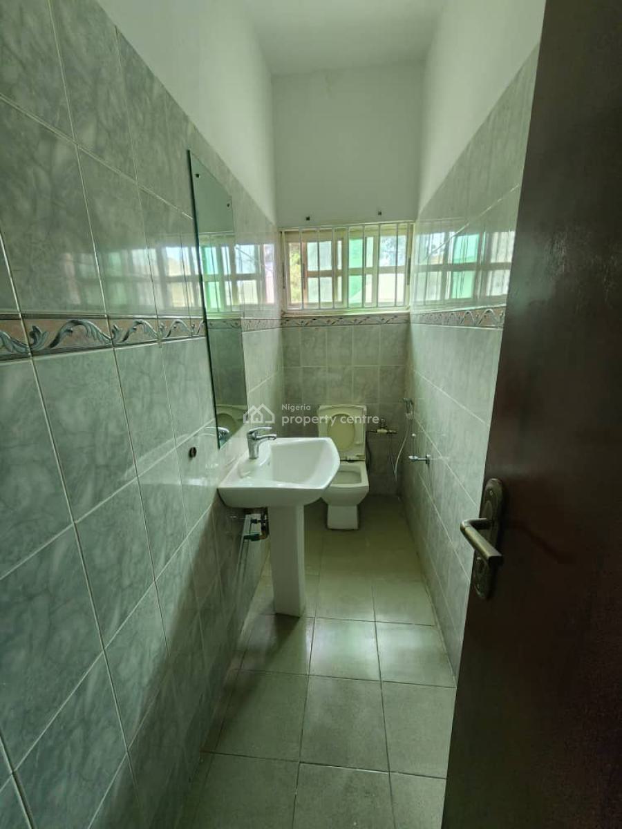 Spacious 2 Bedroom with Bq and Swimming Pool, Off Glover Road, Old Ikoyi, Ikoyi, Lagos, Flat / Apartment for Rent