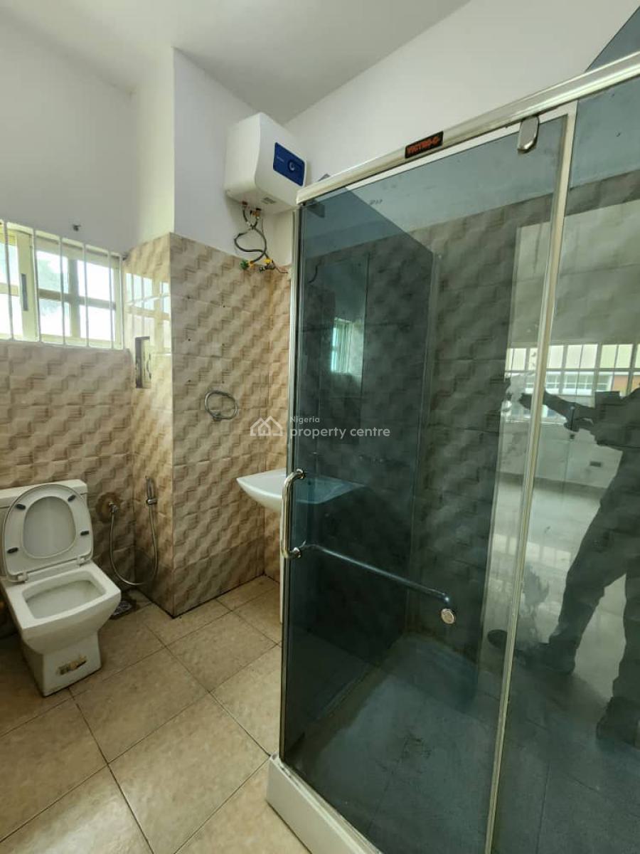 Spacious 2 Bedroom with Bq and Swimming Pool, Off Glover Road, Old Ikoyi, Ikoyi, Lagos, Flat / Apartment for Rent