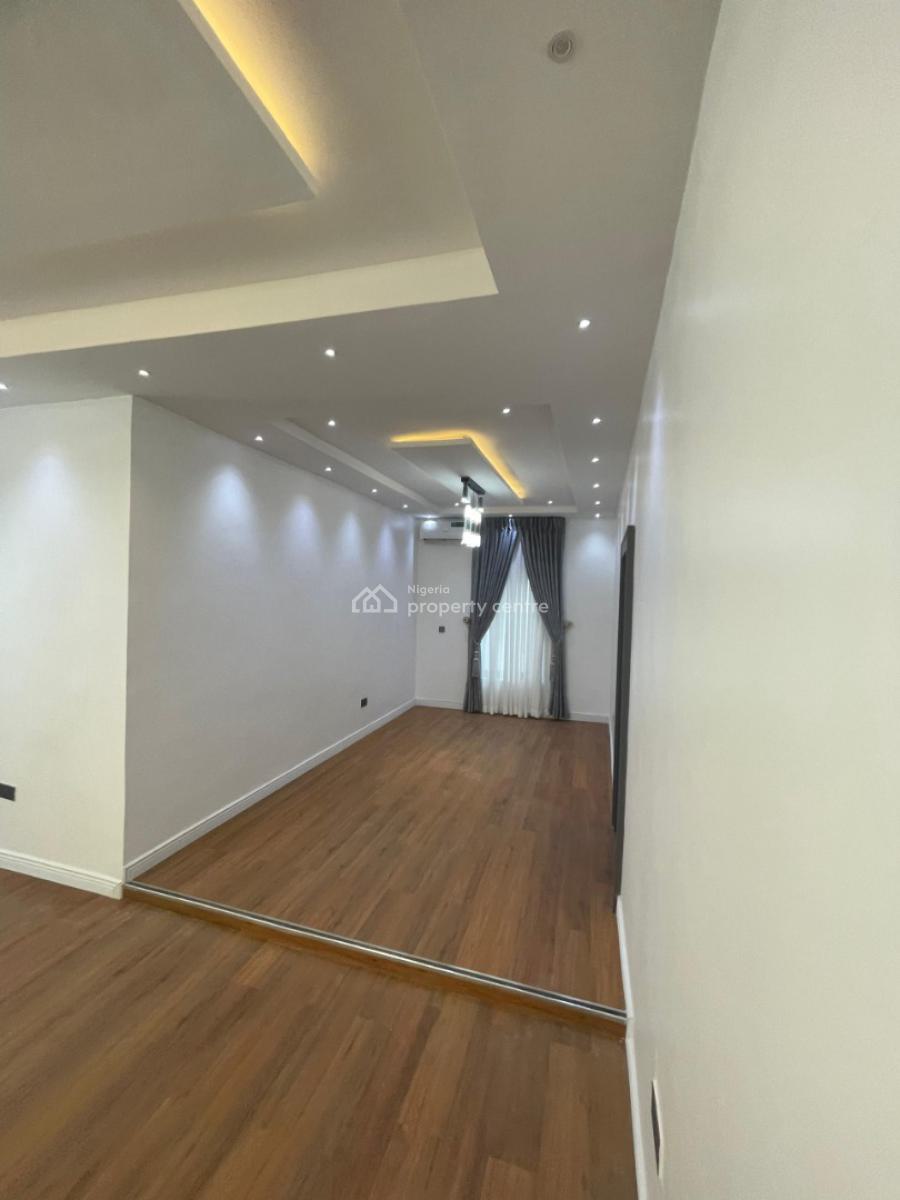 Semi Furnished 2 Bedroom Flat, Jahi, Abuja, House for Sale