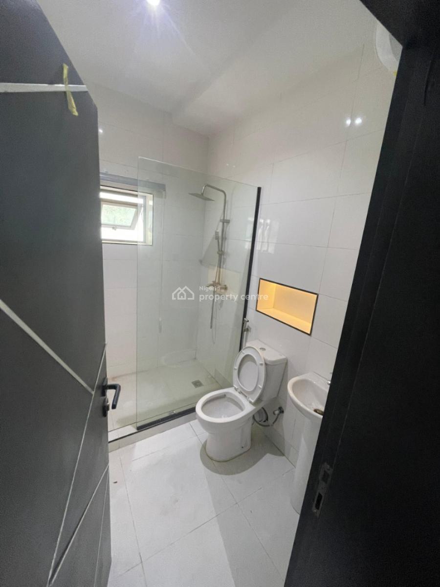 Semi Furnished 2 Bedroom Flat, Jahi, Abuja, House for Sale