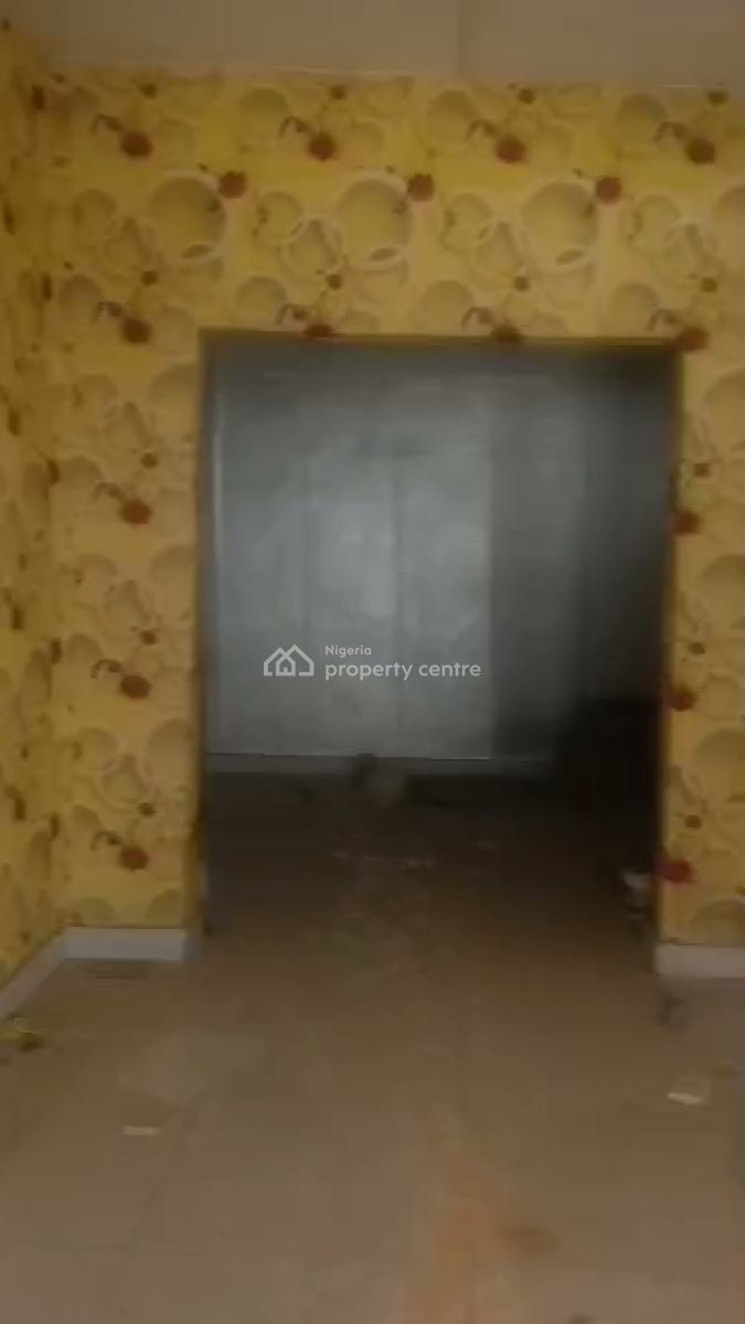Big Shop Space, Off College Road, Ogba, Ikeja, Lagos, Shop for Rent
