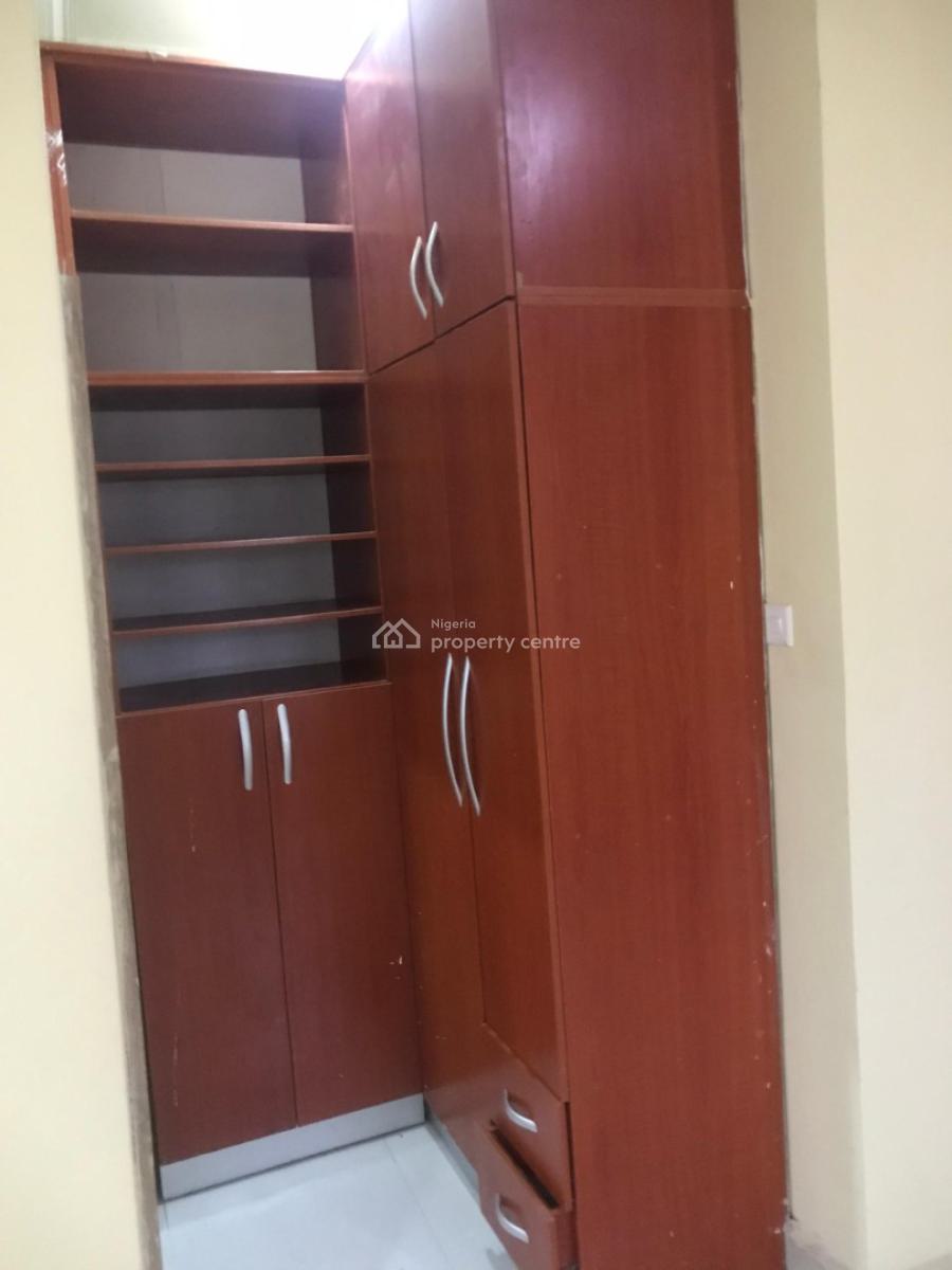 Luxurious 2 Bedroom Block of Flat, 69 Road, Gwarinpa, Abuja, Flat / Apartment for Rent