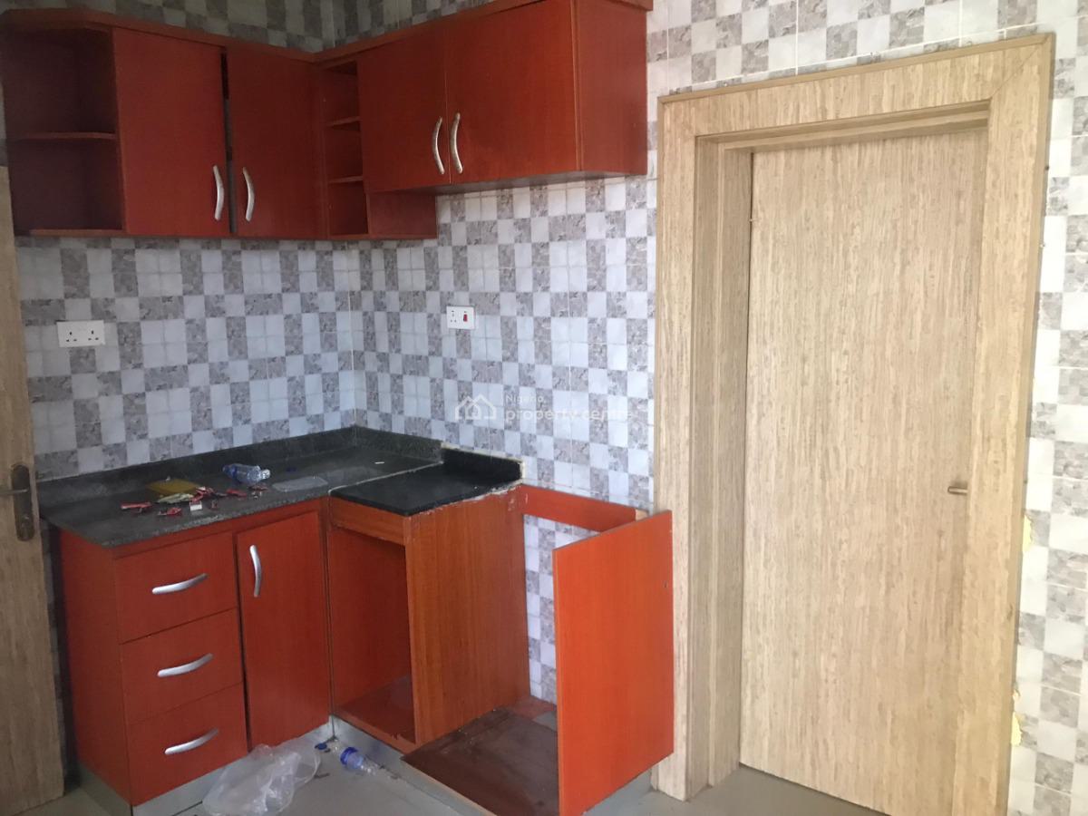 Luxurious 2 Bedroom Block of Flat, 69 Road, Gwarinpa, Abuja, Flat / Apartment for Rent