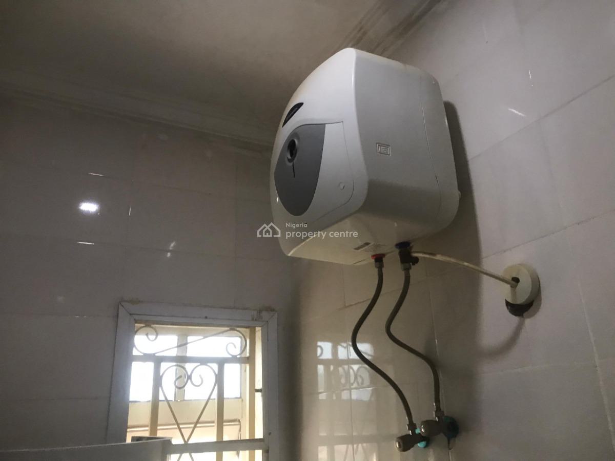 Luxurious 2 Bedroom Block of Flat, 69 Road, Gwarinpa, Abuja, Flat / Apartment for Rent