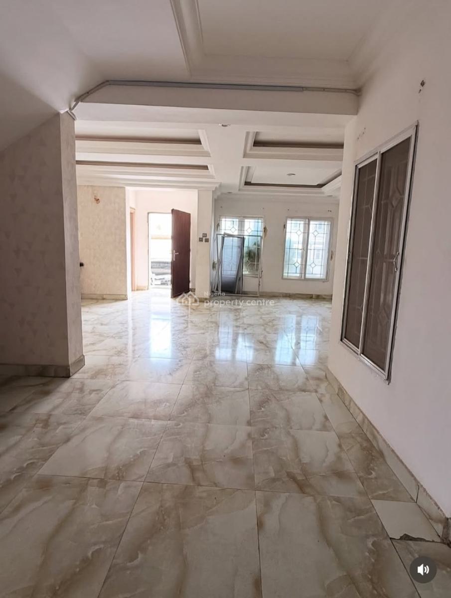 4bedroom Terrace Duplex with a Bq, Guzape District, Abuja, Terraced Duplex for Rent