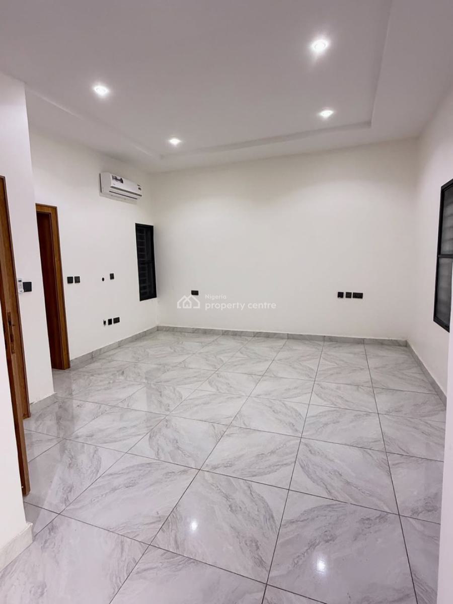 Brand New 4 Bedroom Spacious Terrace Duplex with Bq, Serene Neighborhood. Tarred Road, Guzape District, Abuja, Terraced Duplex for Rent
