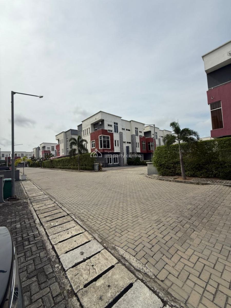 4 Bedroom Townhouse, Osapa, Lekki, Lagos, House for Sale